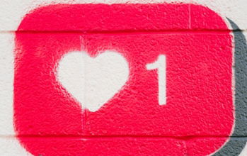 red-and-white-love-wall-decor.jpg red and white love wall decor